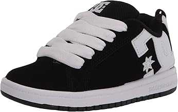 boys Court Graffik Skate Shoe, Black/White, 6.5 Big Kid US